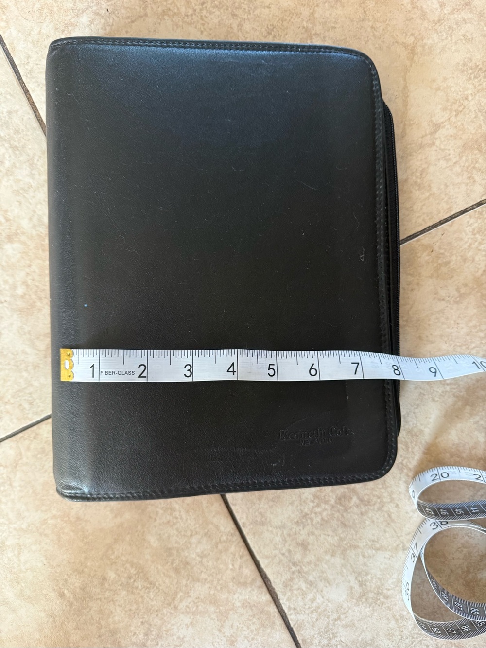 Kenneth Cole Black Leather Zip Folio Case